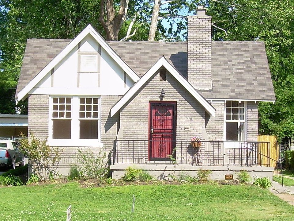 1st image of 916 N Evergreen St