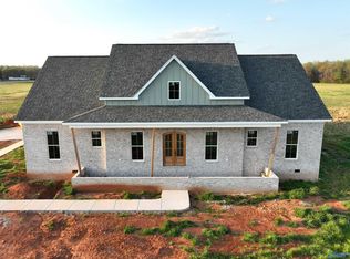 775 W Limestone Rd, Hazel Green, AL 35750