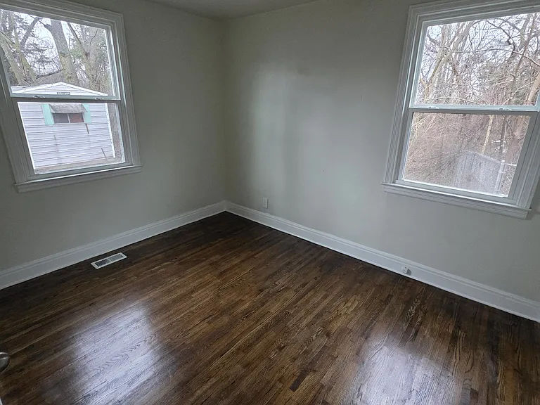 3724 Hewlett Dr — Photo 11