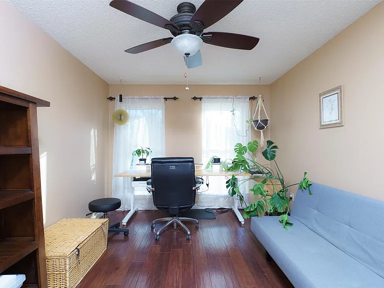 6700 Carisbrooke Ln — Photo 10