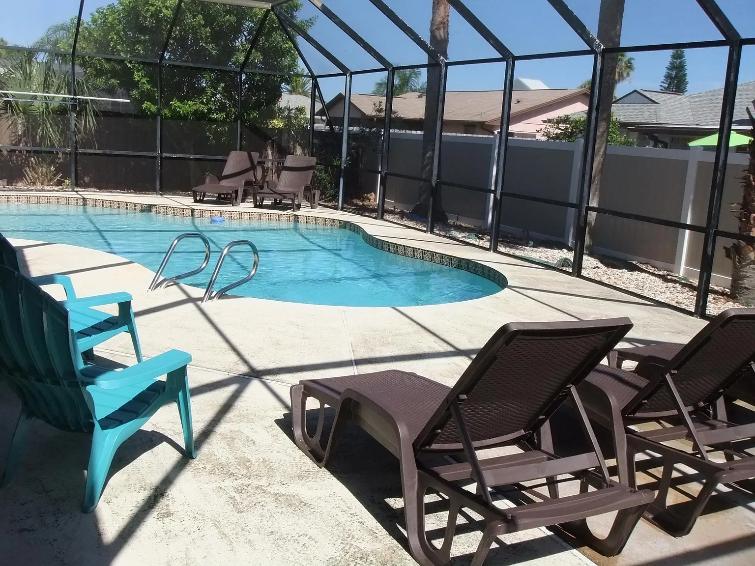 47 Sea Island Dr N — Photo 3