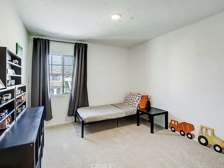 5802 Julian Way — Photo 13
