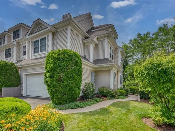 39 Underhill Drive, Pomona, NY 10970