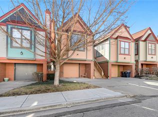 115 E 29th St, Kansas City, MO 64108