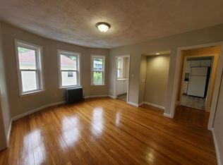 719 Main St #1, Woburn, MA 01801