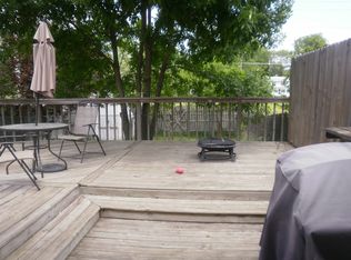 980 Autumn Ln, Aurora, IL 60505