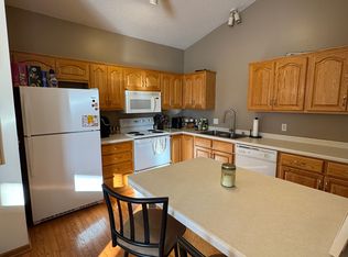 1011 7th Ave SW, Pine Island, MN 55963