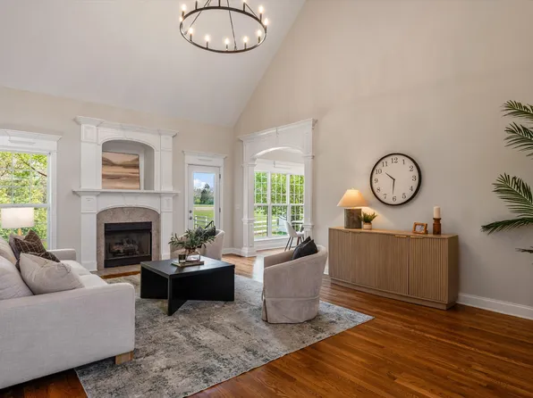 2003 Woodcliff Dr, Smyrna, TN 37167