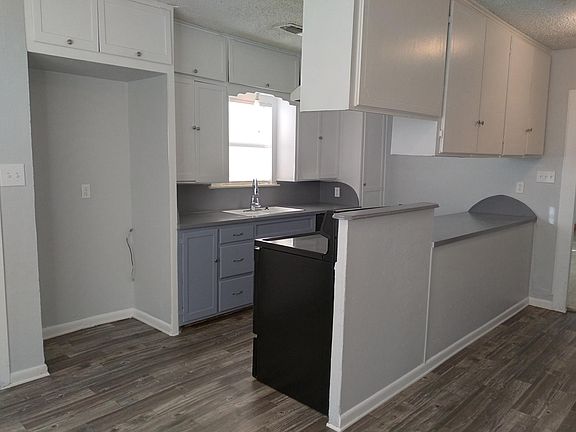 Large Kitchen