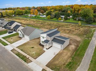 5828 Divine St, Madison, WI 53718