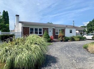 296 Kearney St, Cranston, RI 02920