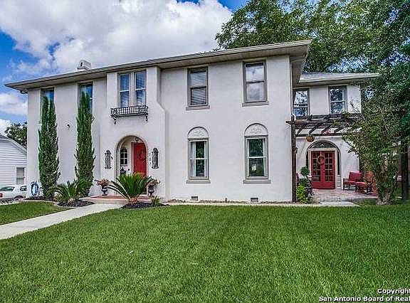3rd image of 107 Wildrose Ave