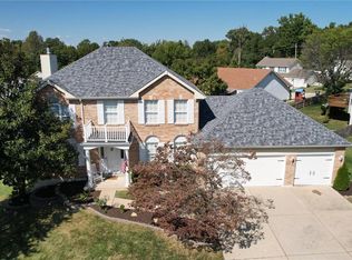 3 Moss Pointe Ct, Saint Charles, MO 63303