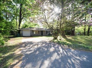 2703 Riverside Ln, Cayce, SC 29033