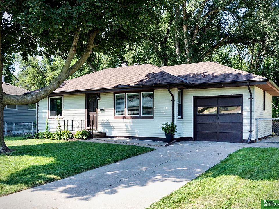 1st image of 1414 Maenner Dr