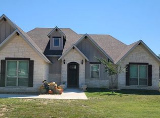 205 Skye Dr, Kerrville, TX 78028
