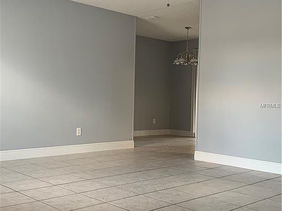 5th image of 1438 Dean B St