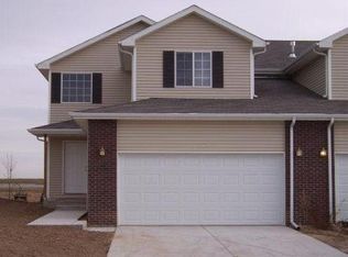 7300 N 18th St #B, Lincoln, NE 68521