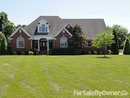 1st image of 212 Blaine Cir