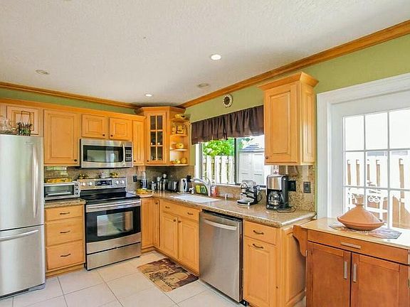 2nd image of 9709 Sunny Isle Circle