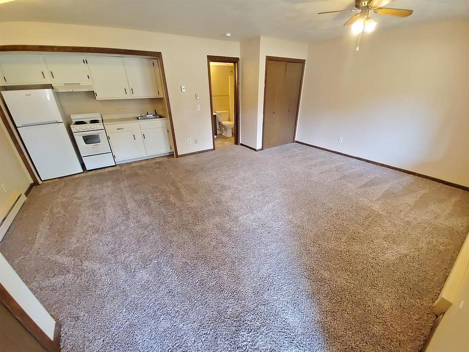 2nd image of 3811 Sandhurst Dr APT 107