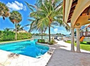 758 Lakeview Dr, Miami Beach, FL 33140