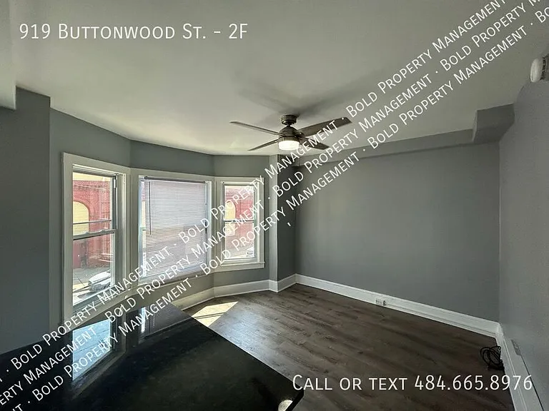 919 Buttonwood St #2F — Photo 3