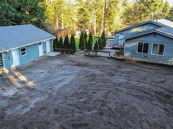2nd image of 21905 154th Avenue E