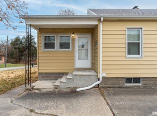 625 33rd Ave, Moline, IL 61265