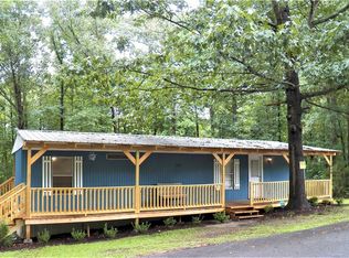 450 Landon Dr, Seneca, SC 29678