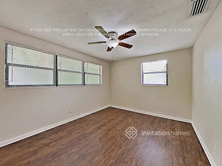 207 Redwood Ave — Photo 12