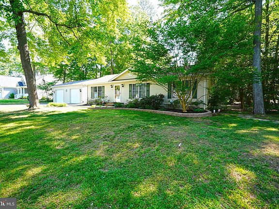 2nd image of 11 Maplewood Dr