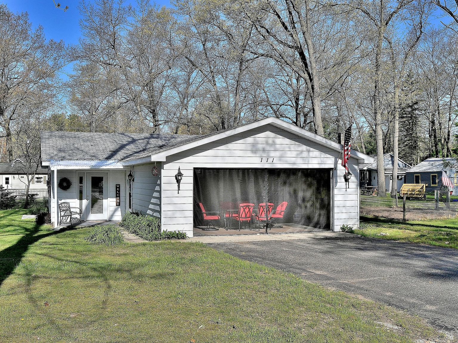 111 Cottage Dr, Prudenville, MI 48651 Zillow