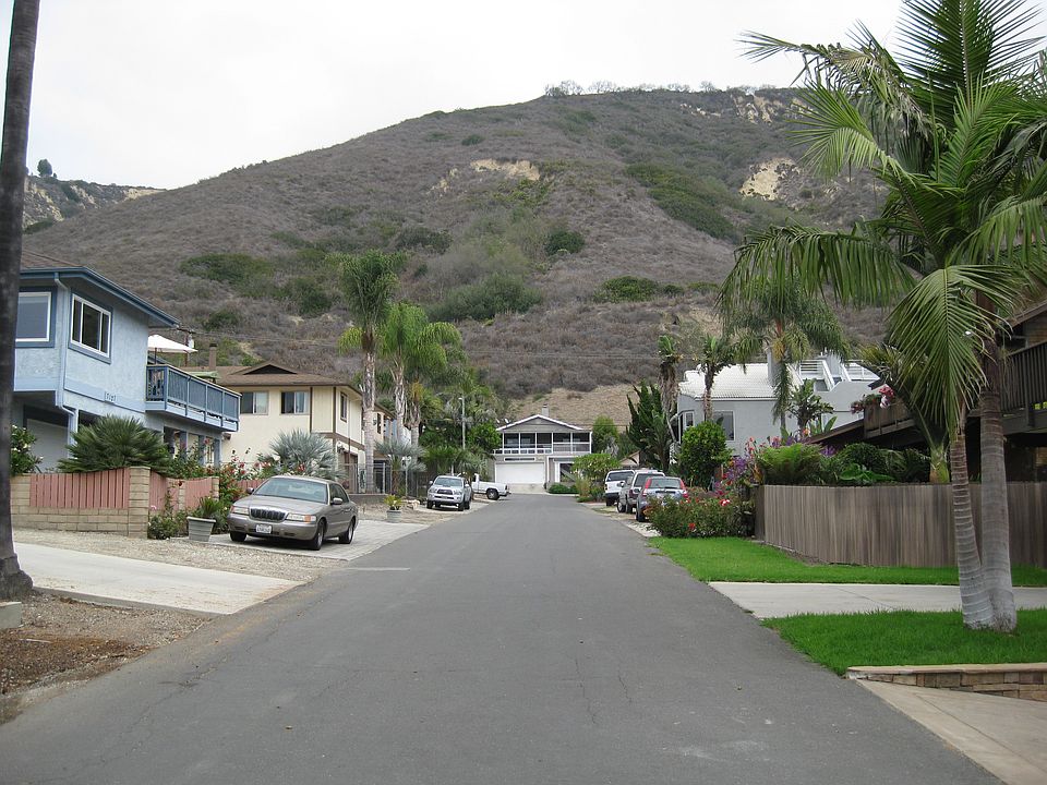 2nd image of 7101 Santa Paula Ave