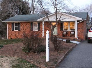 975 Westerly Park Rd, Eden, NC 27288