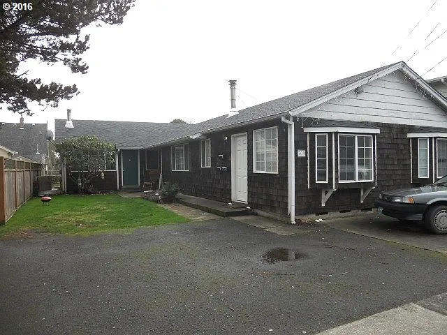 309 8th Ave photo 1