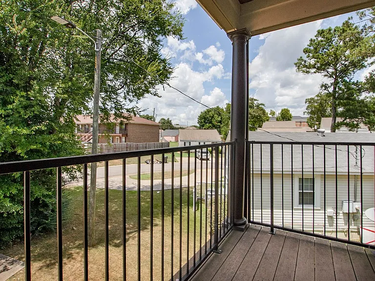 917 Homewood Dr #1 — Photo 23