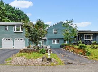 25 Old Elmdale Rd, Uxbridge, MA 01569