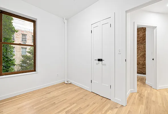 Rented by J PRESTON AND ASSOCIATES INC | media 14