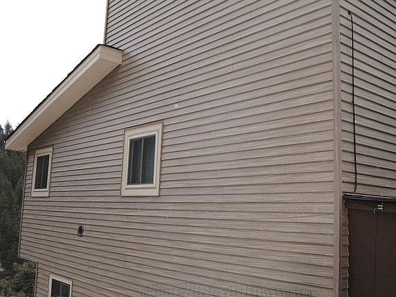 2nd image of 123 Eastridge Dr