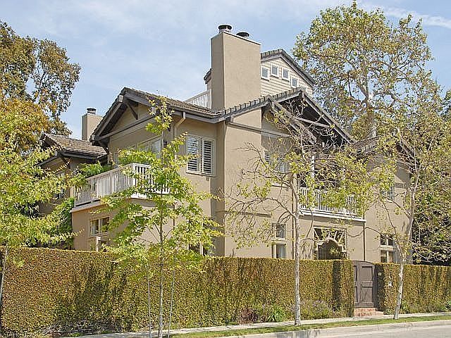 50 Amalfi Drive