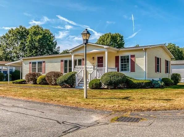 50 Highland St #236, Taunton, MA 02780