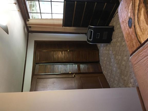 3rd image of 730 Mayflower Dr