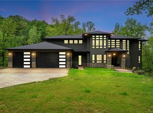 13150 Gooseberry Rd, Bentonville, AR 72712