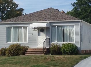 5910 Kenneth Ave, Parma, OH 44129