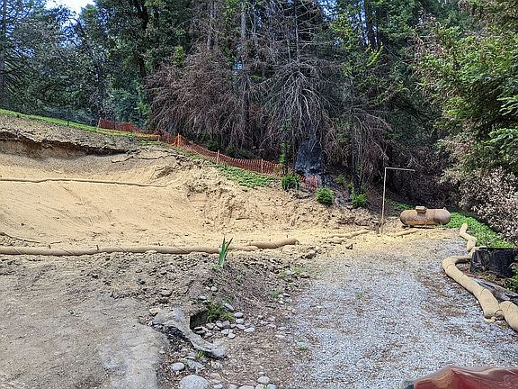 5th image of 575 Band Rd