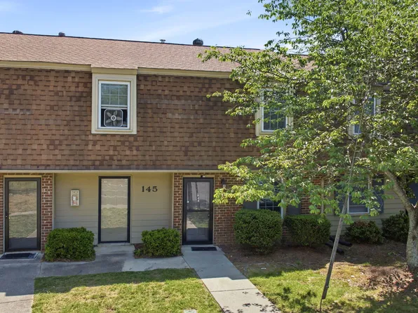 145 Jones Franklin Rd APT D, Raleigh, NC 27606