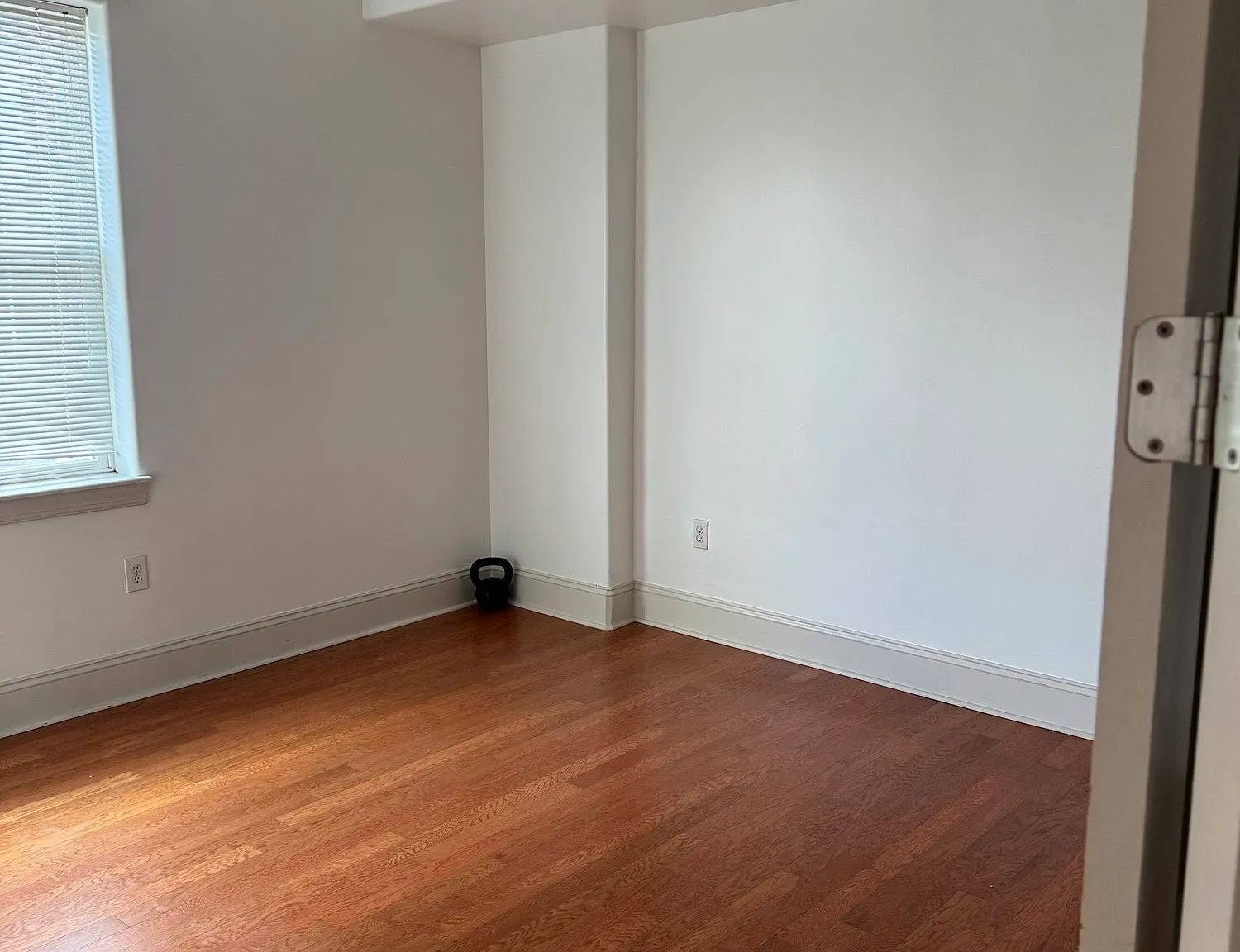 1 bed, 730 sqft, $1,750 — Photo 2