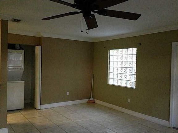 3rd image of 10677 NW 45th St #10677