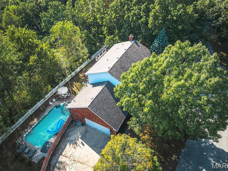 1st image of 16960 Lemming Ln